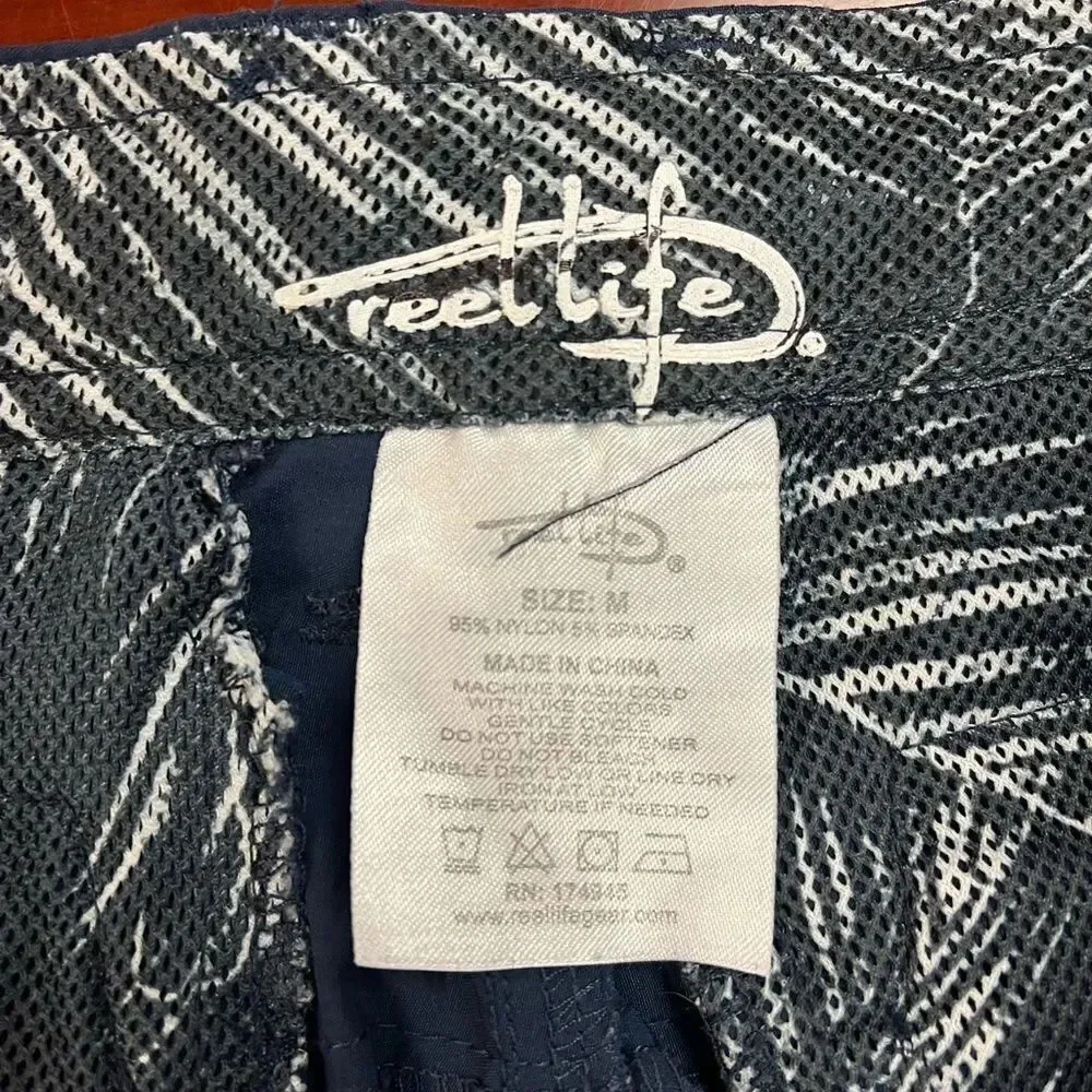 Reel Life Navy Belted Fishing Shorts sz M